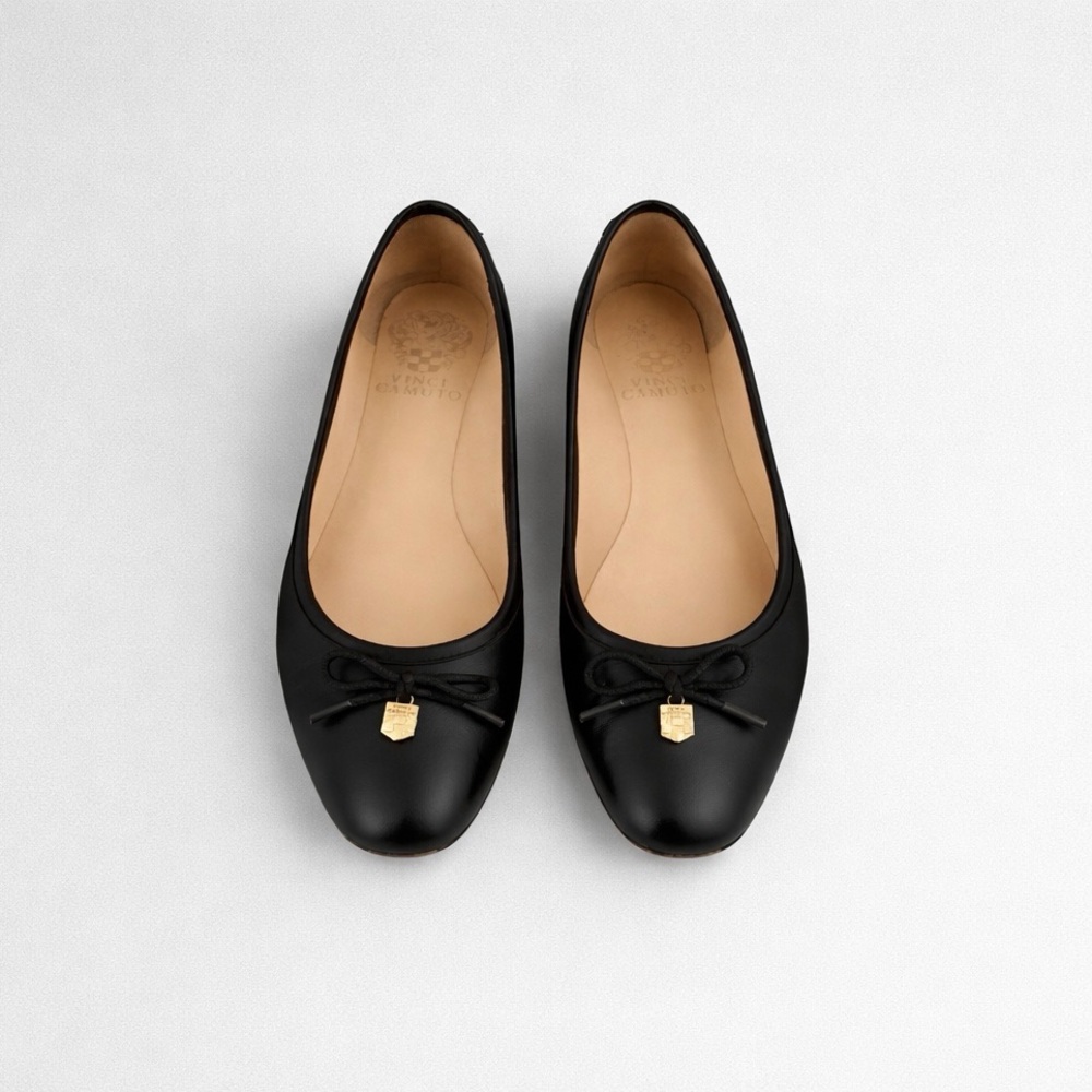 Vince Camuto Black Leather Ballet Flats Gold Charm Bow | Size 7